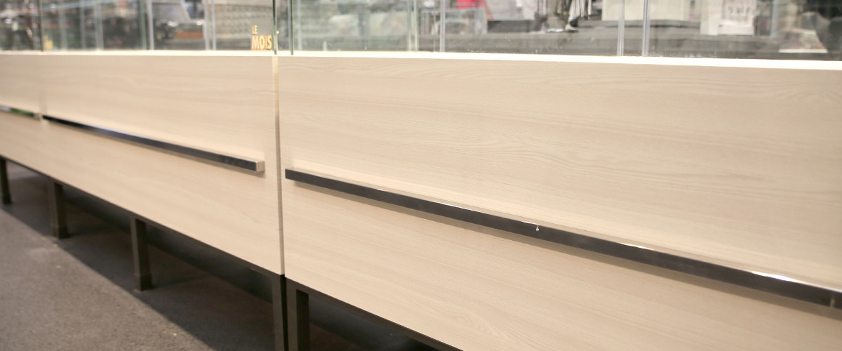 Relooking covering vitrine apres